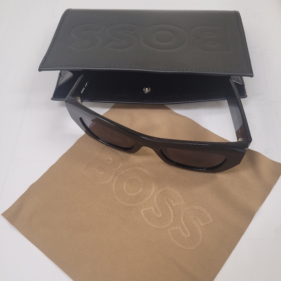 BOSS Sunglasses - Sold - Picture 2 of 3